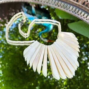 Fantastic Vintage Carved Natural Bone Fan Bib Tribal Bohemian Necklace